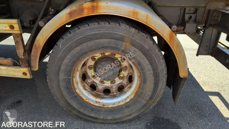 Camion Renault MIDLUM
