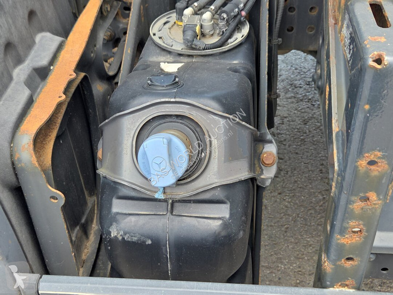 Lastbil Mercedes 2533