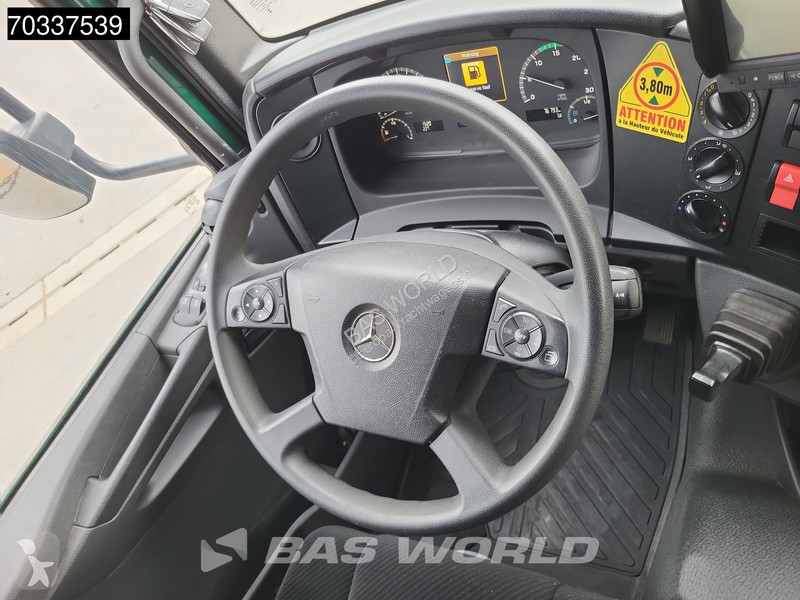 Lastbil Mercedes 1324 4X2 6-Cylinder Engine...