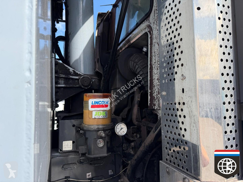 شاحنة DAF 10X4 MIDLIFT Steel-sprung - Insulated...
