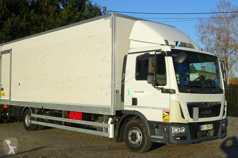 Kamion MAN TGL 12.220 Euro 6 Kontener 18 palet...