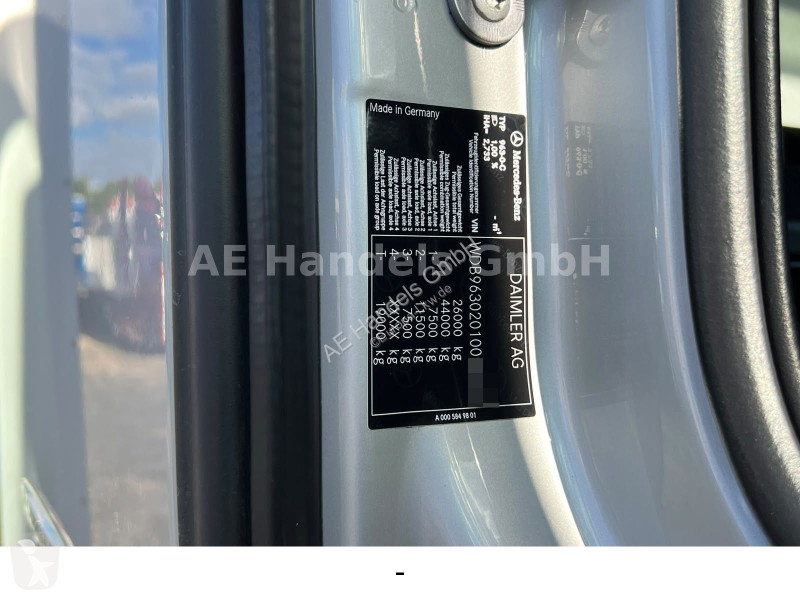 Teherautó Mercedes 2543 LL M CS...