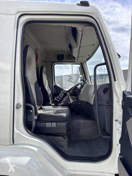 Camión Renault 240.12