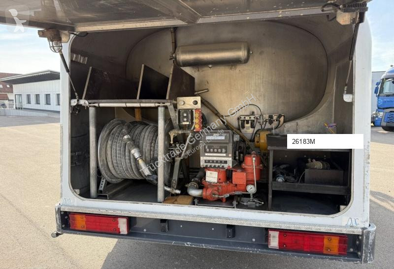 Camion Mercedes Wilheim Schwarzmüller 1529 8080 lt