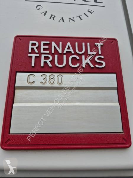 Kamion Renault 380