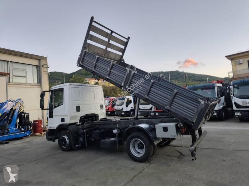 Iveco 100 E 18 truck