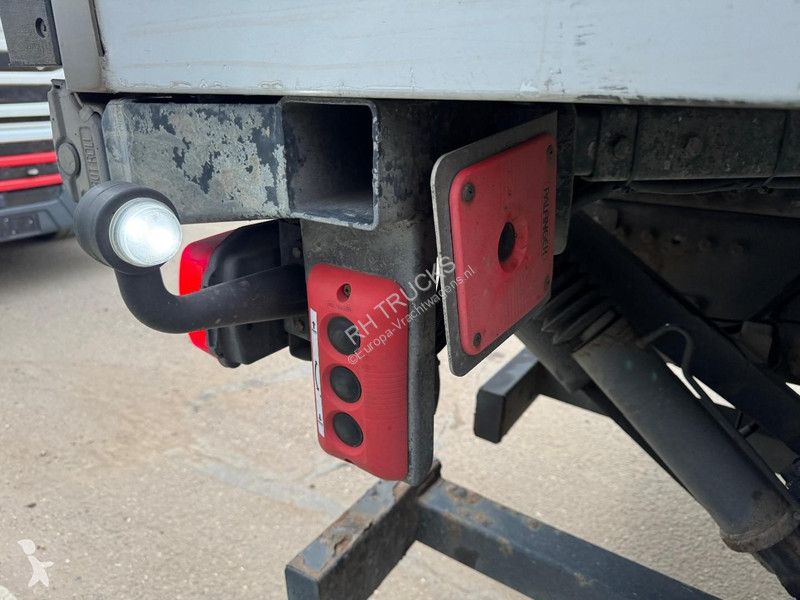 Kamion Volvo 330 6X2 EURO 6 + FRIGOBLOCK +...