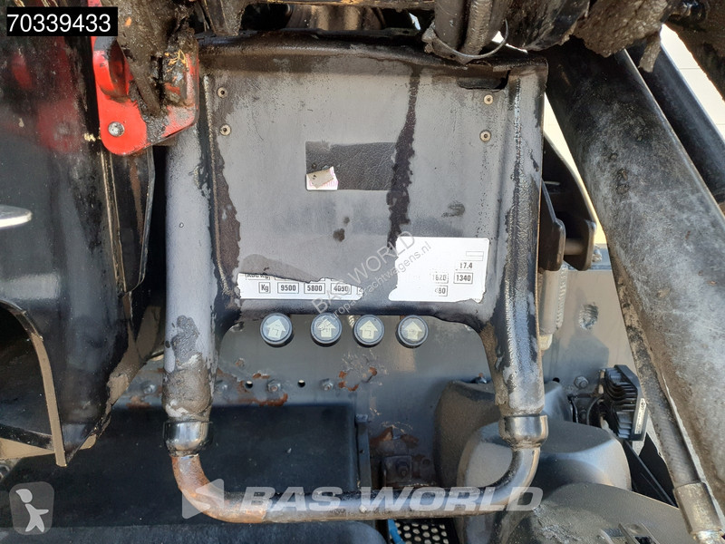 Kamion Volvo 460 8X4 HIAB 322EP-5 HIDUO Crane...