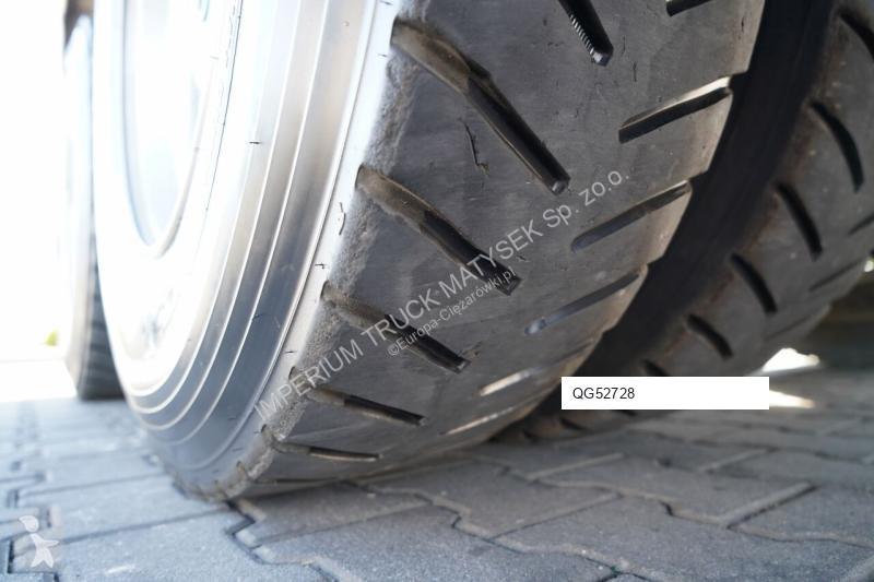 Béton Mercedes AROCS 3241