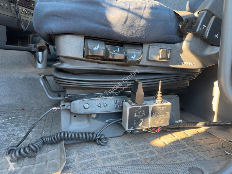 Kamion Volvo 440 6x2 BL Meiller Abrollkipper...