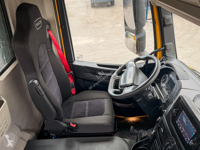 Kamion Iveco 480* KIPPER * 8x4 * TOPZUSTAND