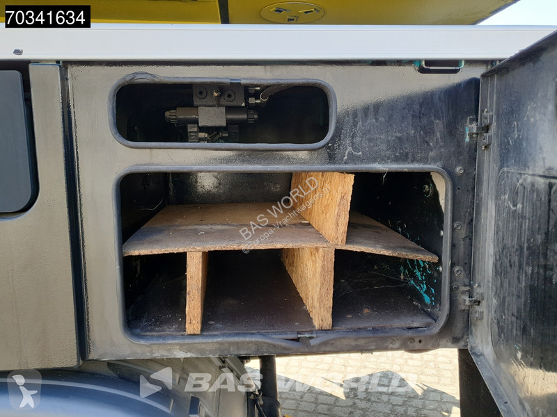 Kamion Scania 6X4 Liebherr LTF 1035-3.1...