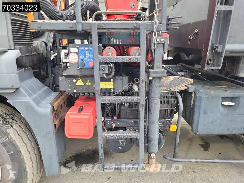 Camião MAN 33.360  6X4 HMF 1643 Z2 Crane 10m3...