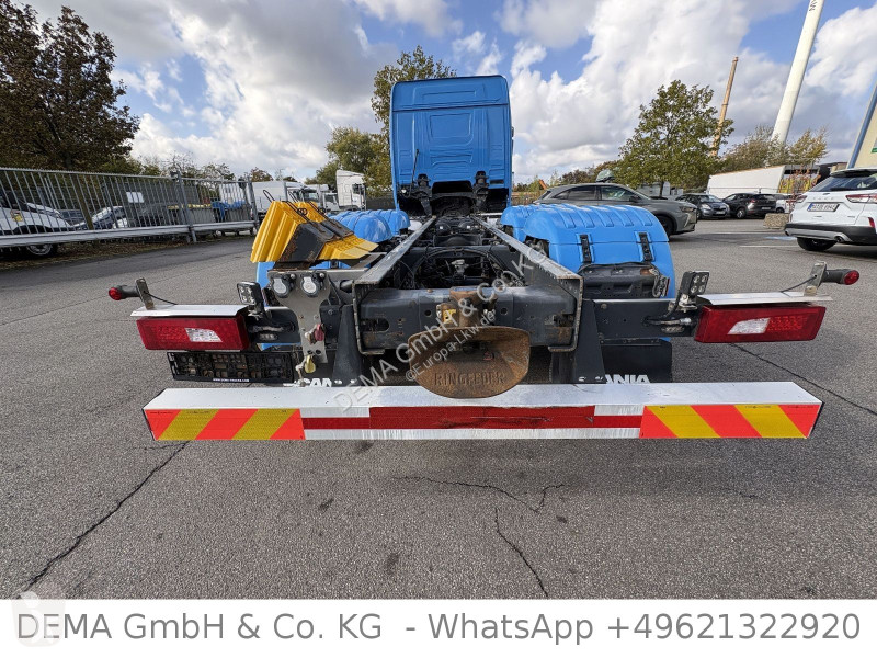 Vrachtwagen Scania R...