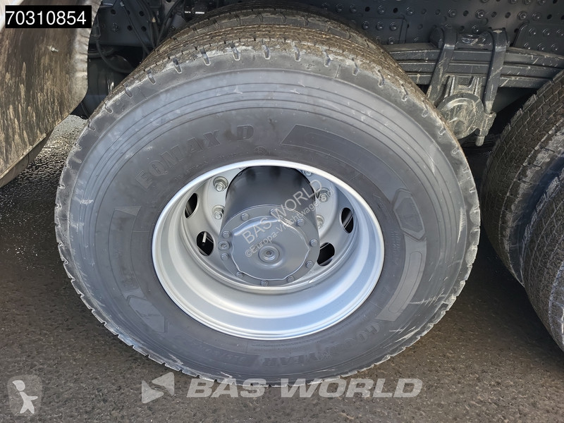 Teherautó Mercedes 4242 8X4 NEW! 20m3 Tipper...