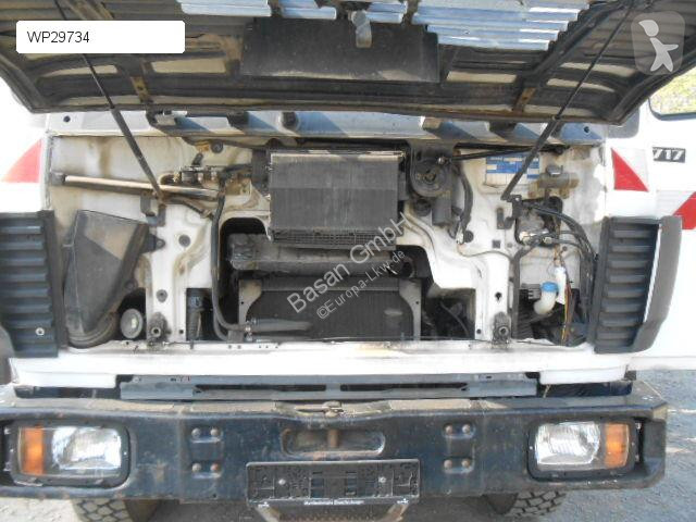 Kamion Mercedes Allradkipper mit Kran MB AK