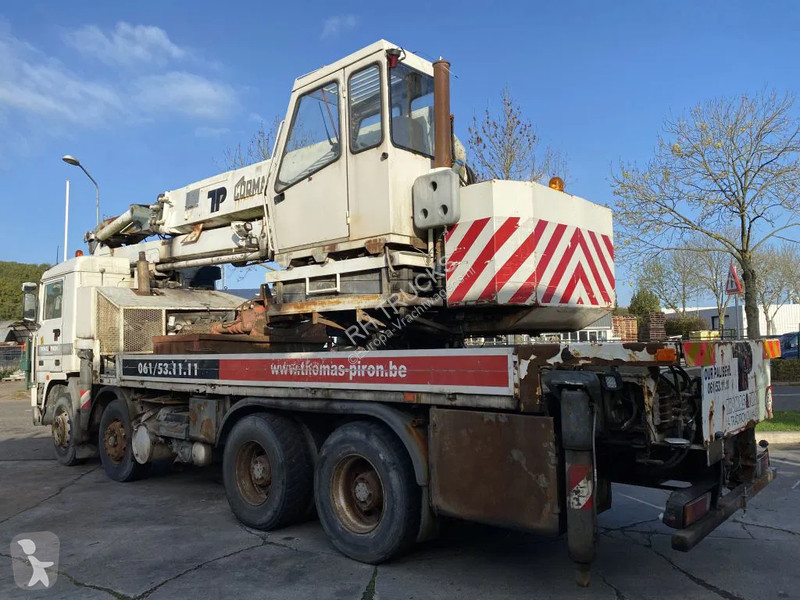Kamion Volvo F 12 8X4 + CORMACH 0 CRANE - 8.642...