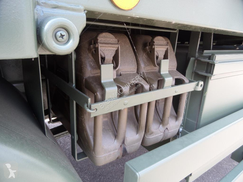 Kamion Mercedes 4X4 ex army reconditioned