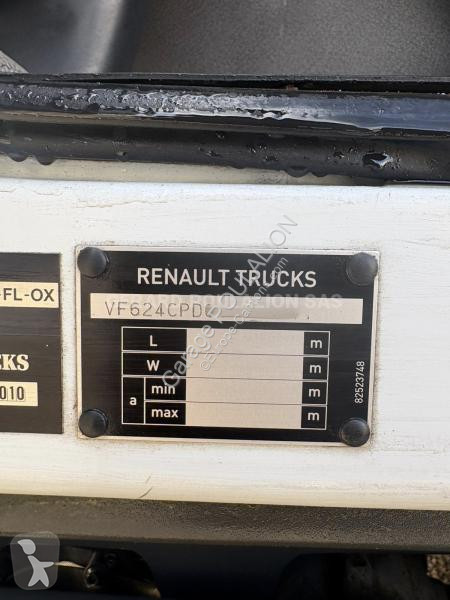 شاحنة Renault MAGYAR 18000L 5 CPTS PREMIUM...
