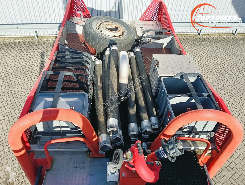 Camión Mercedes 4x4 -6.000 ltr tank, 450 Foam -...
