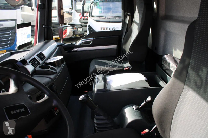 Kamion MAN 8.220 + MANUAL