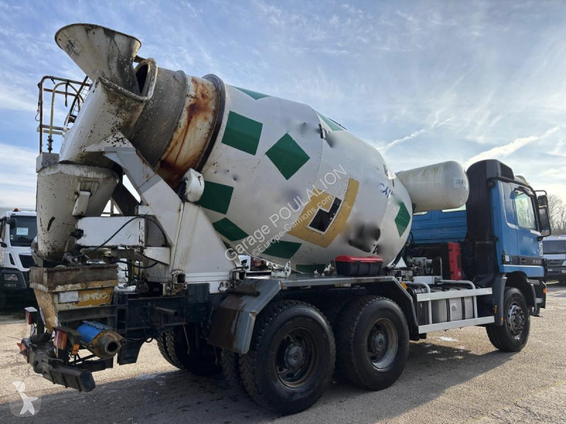 Vrachtwagen Mercedes TOUPIE  7 M3,  avec pompe...