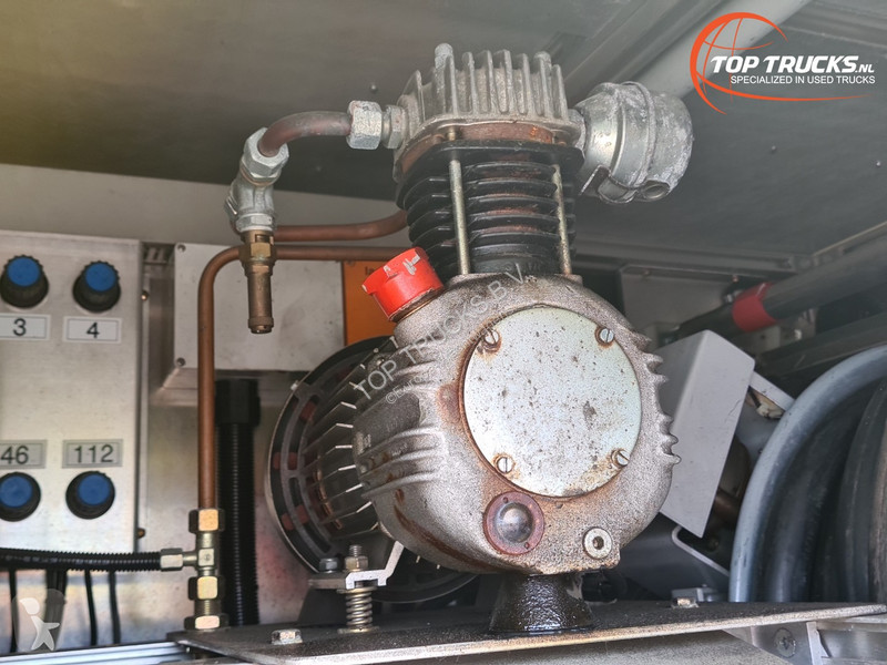 Kamion Iveco 150 E27 1.600 ltr watertank -...