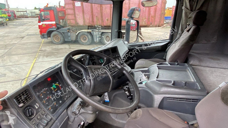 Camion Scania P GB6X2NA
