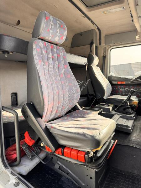 Kamion Mercedes  2544