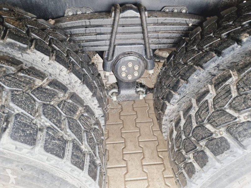 Camión MAN TGS 8x4 kipper
