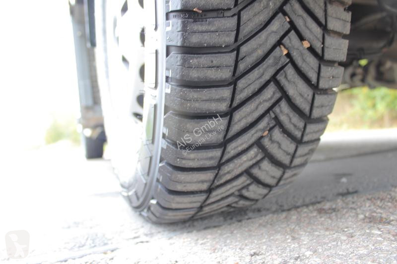 Camion Mercedes 310 CDI Cold Car 3+3 Ice- 33°C...