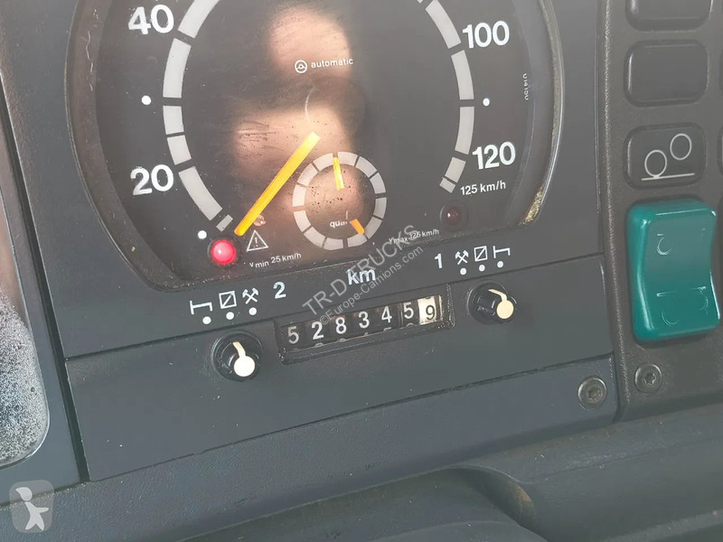 Camion Scania 94 G.300 6X2 FOODBULK SILO - 8...