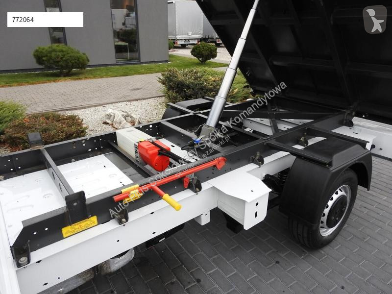 Užitkové vozidlo Renault MASTER WYWROTKA...