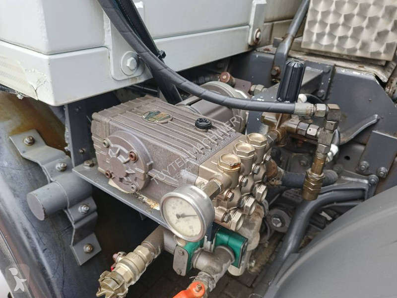 Vrachtwagen  benz actros RSP ESE 32/8-DV-K...