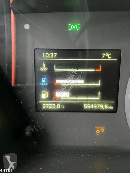 Kamion Volvo 8x4 Euro 6 Hiab 37 Tonmeter laadkraan