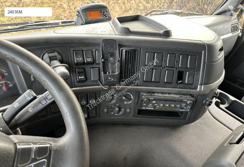 Kamion Volvo -340 4×2 Brücke