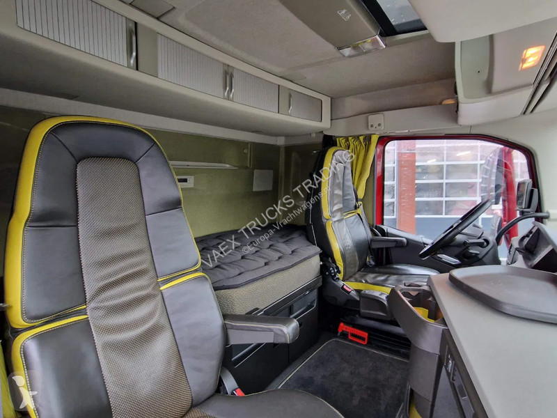 Kamion Volvo 16750 6x4 Tipper - Retarder - HUB...