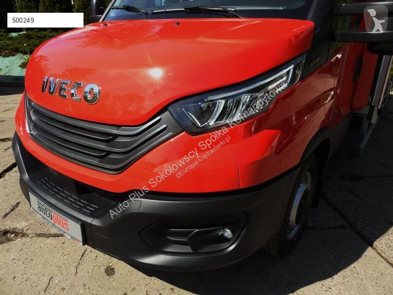 Furgoneta Iveco DAILY NOWY 35S18 CONNECT...
