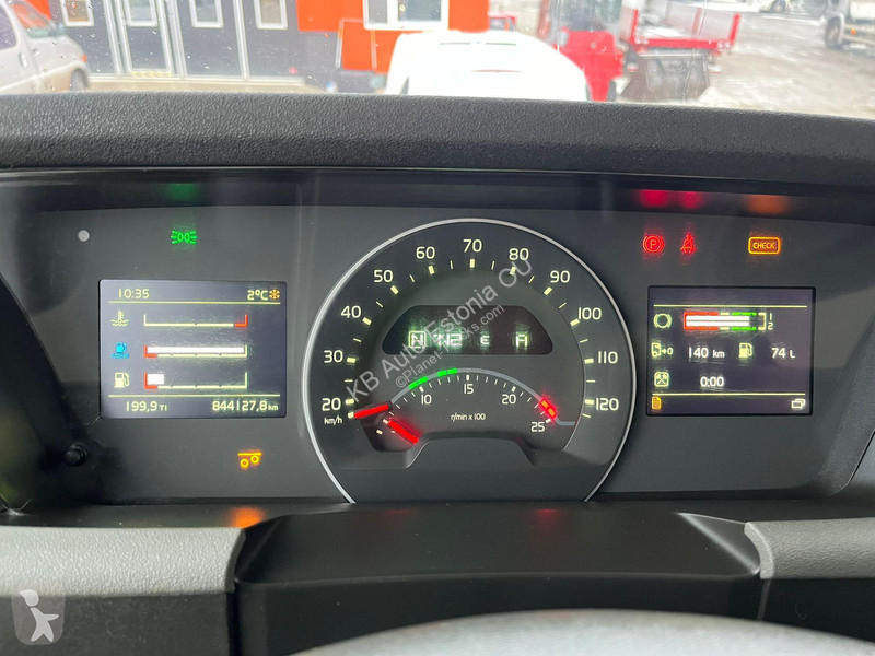 Kamion Volvo 500 8x4*4 Hiab 96ST 97