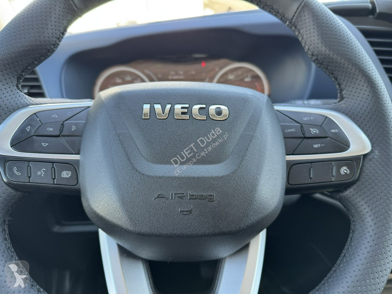 Furgoneta Iveco 35S18