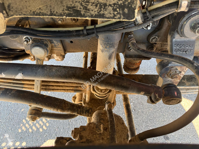 Kamion Renault 410 8x4 Full steel - Manual -...