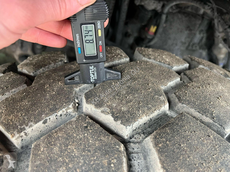 Kamion Volvo FH 750 10x4 ADR / RETARDER / FULL...