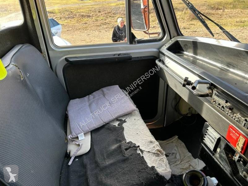 Camion Saurer