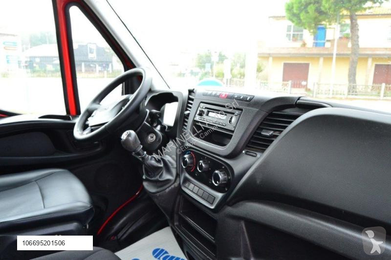 Veicolo commerciale Iveco DAILY 35C13