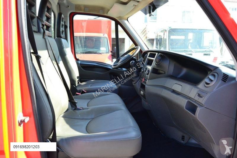 Veicolo commerciale Iveco 35C13