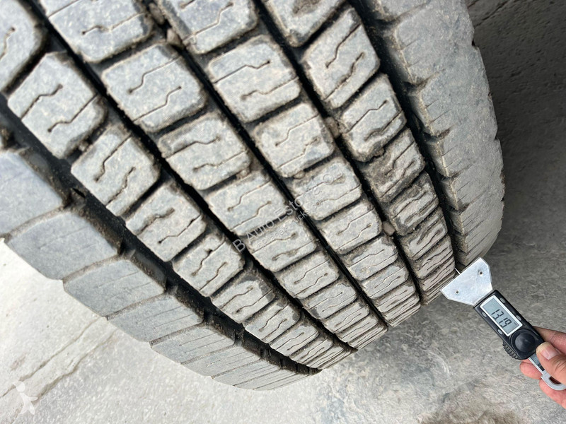 Camion Volvo 8x4 COMBI / PLATFORM + TRACTOR /...