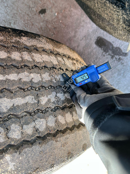 Kamion Volvo 6x4 RETARDER / TANDEM AXLE LIFT /...