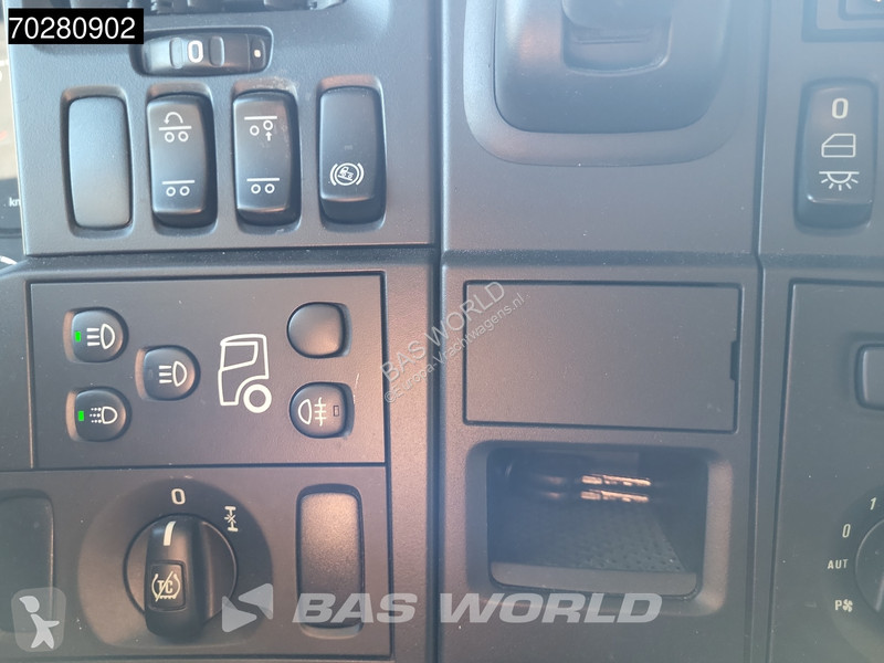 Kamion Scania G420 6X2 Cattle transport combi...