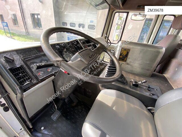 Camion Volvo FL 618