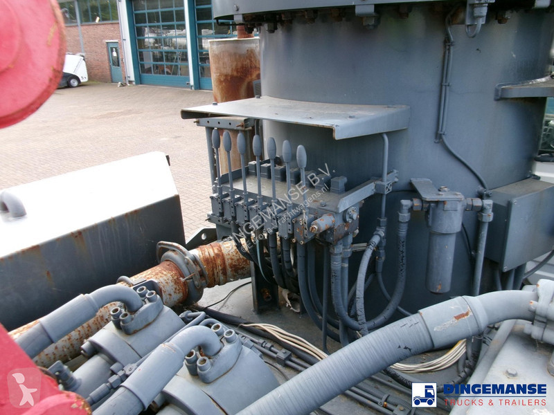 Camion Mercedes 6x4 Sermac SCL120 concrete pump